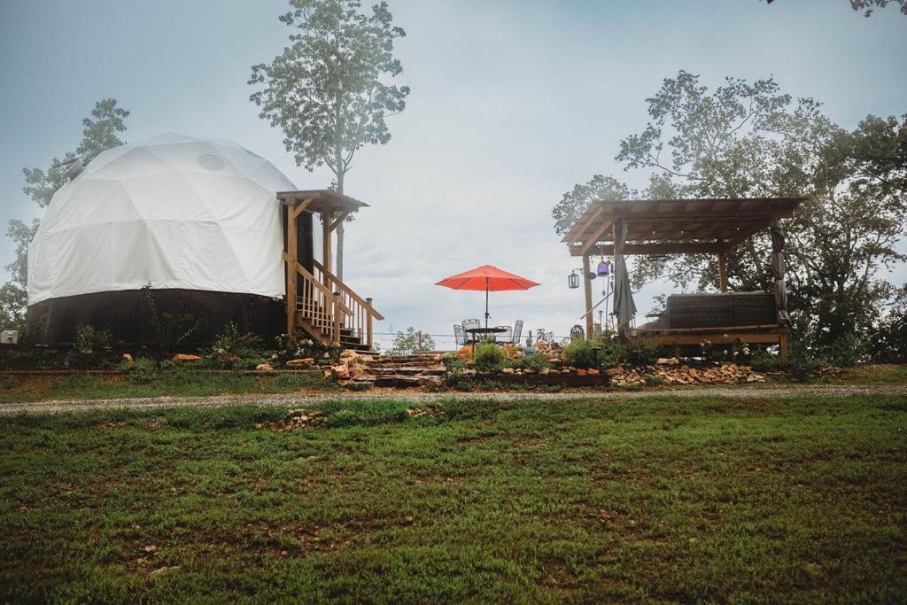Hotel Waterfront Luxury Glamping Dome Rogersville Exterior foto